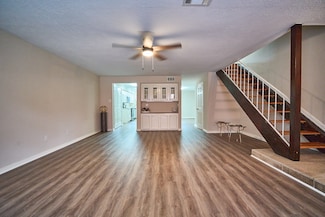 10818 Briar Forest Dr Unit 34, Houston, TX 77042