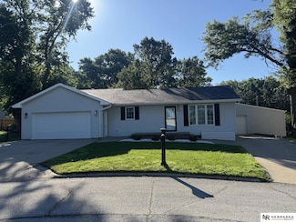 758 W Park Cir, Wahoo, NE 68066
