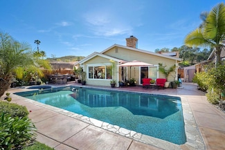13821 Eisenhower Ave, Poway, CA 92064