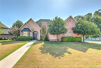5163 Valhalla St, Springdale, AR 72764