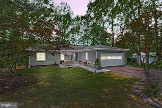 137 Eagle Ct, Locust Grove, VA 22508