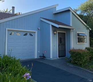 28 Acorn Cir, Petaluma, CA 94952