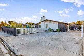 10631 Thomas Dr, Anaheim, CA 92804