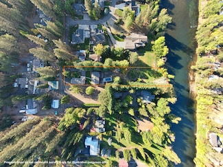 579 Melrose Dr, Shady Cove, OR 97539
