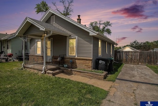 7090 Spencer St, Omaha, NE 68104