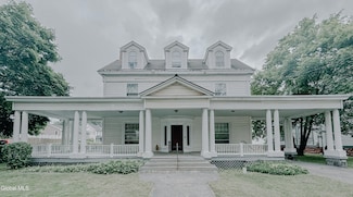 133 S Lake Ave Unit 2, Albany, NY 12208