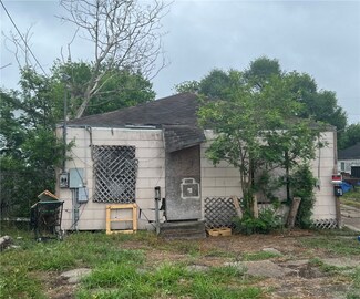 508 Flood St, Corpus Christi, TX 78408