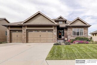 10010 S 177 St, Gretna, NE 68136