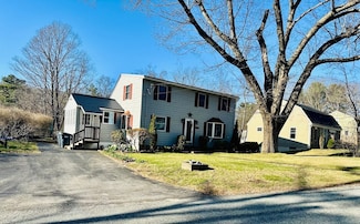 5 Stuart St, Oxford, MA 01540