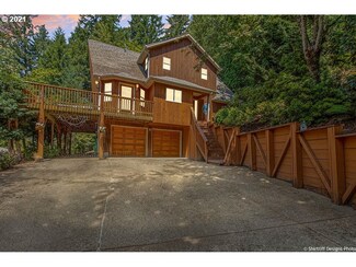 813 S 73rd St, Springfield, OR 97478