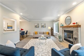 12027 15th Ave NE Unit 406, Seattle, WA 98125