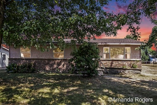 312 Blake St, Sparta, MI 49345