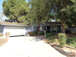 2001 Sandy Ln, Bakersfield, CA 93306