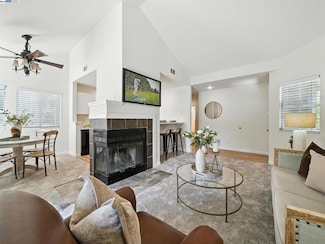 7635 Canyon Meadow Cir Unit F, Pleasanton, CA 94588