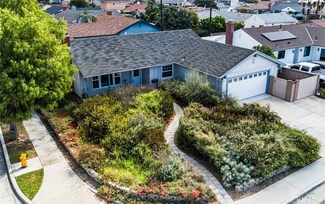 17132 Hague Ln, Huntington Beach, CA 92647