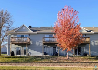4620 E 3rd St Unit 9, Sioux Falls, SD 57110