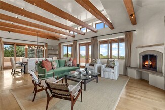 32 B Camino Don Patron, Santa Fe, NM 87506