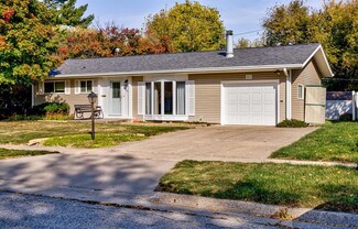 3917 Toronto St, Ames, IA 50014