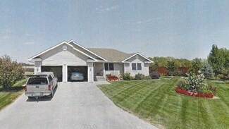 514 Rosewood Dr, Hesston, KS 67062