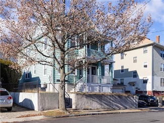 112 Kimball St Unit 1, Providence, RI 02908