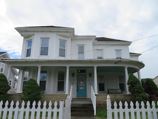 750 Mason St, Milton, WV 25541