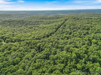 694 Warbonnet Rd Unit C, Roach, MO 65787