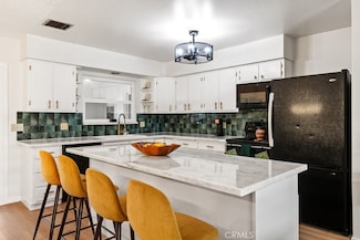 609 S Palm Ave Unit B, Hemet, CA 92543