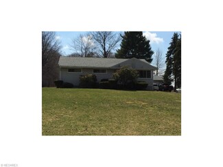 6048 Merwin Chase Rd, Brookfield, OH 44403