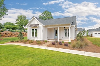 3034 Yards Ln, Opelika, AL 36801