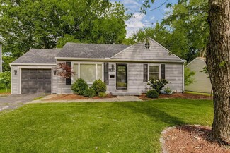 7215 Linden St, Prairie Village, KS 66208