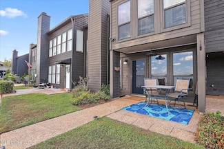 10 Lake Barnett Dr, Brandon, MS 39047