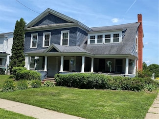 33 S Main St, New Berlin, NY 13411
