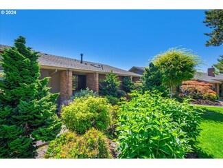 15 Condolea Dr, Lake Oswego, OR 97035