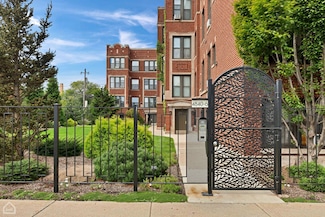4840 S Indiana Ave, Chicago, IL 60615