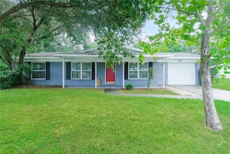 2304 Leonard Dr, Seffner, FL 33584
