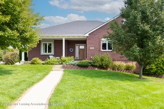 12395 Warm Creek Dr, Dewitt, MI 48820