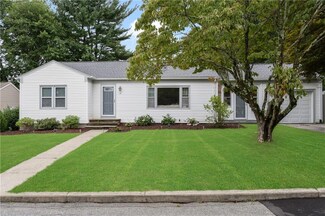 12 Merrill Rd, Cranston, RI 02920