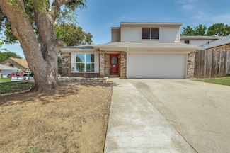 1453 Thistlewood Ln, Grapevine, TX 76051