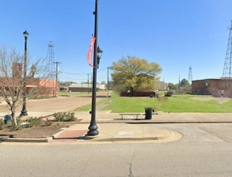 218 N Kilgore St, Kilgore, TX 75662