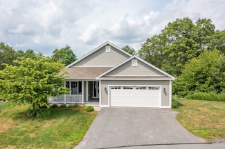 4 Skylark Ln Unit 4, Killingly, CT 06239