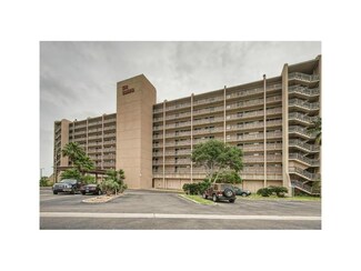 4000 Surfside Blvd Unit 704, Corpus Christi, TX 78402