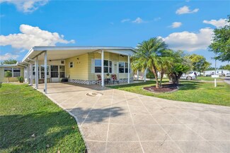 36748 Camelia Ct, Zephyrhills, FL 33542