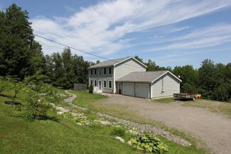 442 Bald Mountain Rd, Dedham, ME 04429
