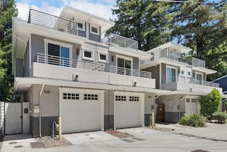 2011 Fat Alley, Sacramento, CA 95811