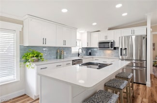 112 Poinsettia Dr, Fort Myers, FL 33905