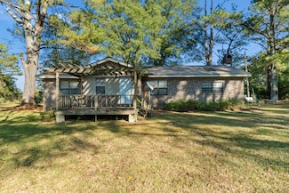 206 Lone Star Rd, Collins, MS 39428