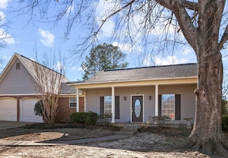 320 Pebble Creek Dr, Madison, MS 39110