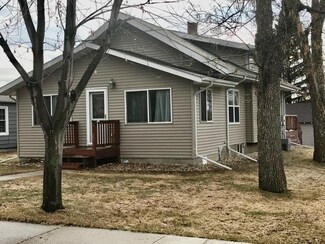 902 3rd Ave SW, Pipestone, MN 56164