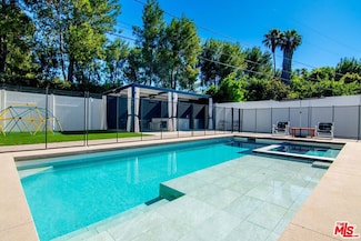 18328 Bessemer St, Tarzana, CA 91335