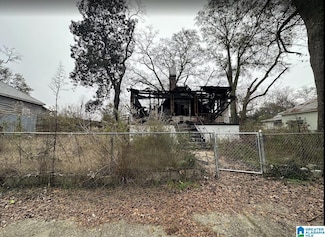 300 2nd St, Docena, AL 35060